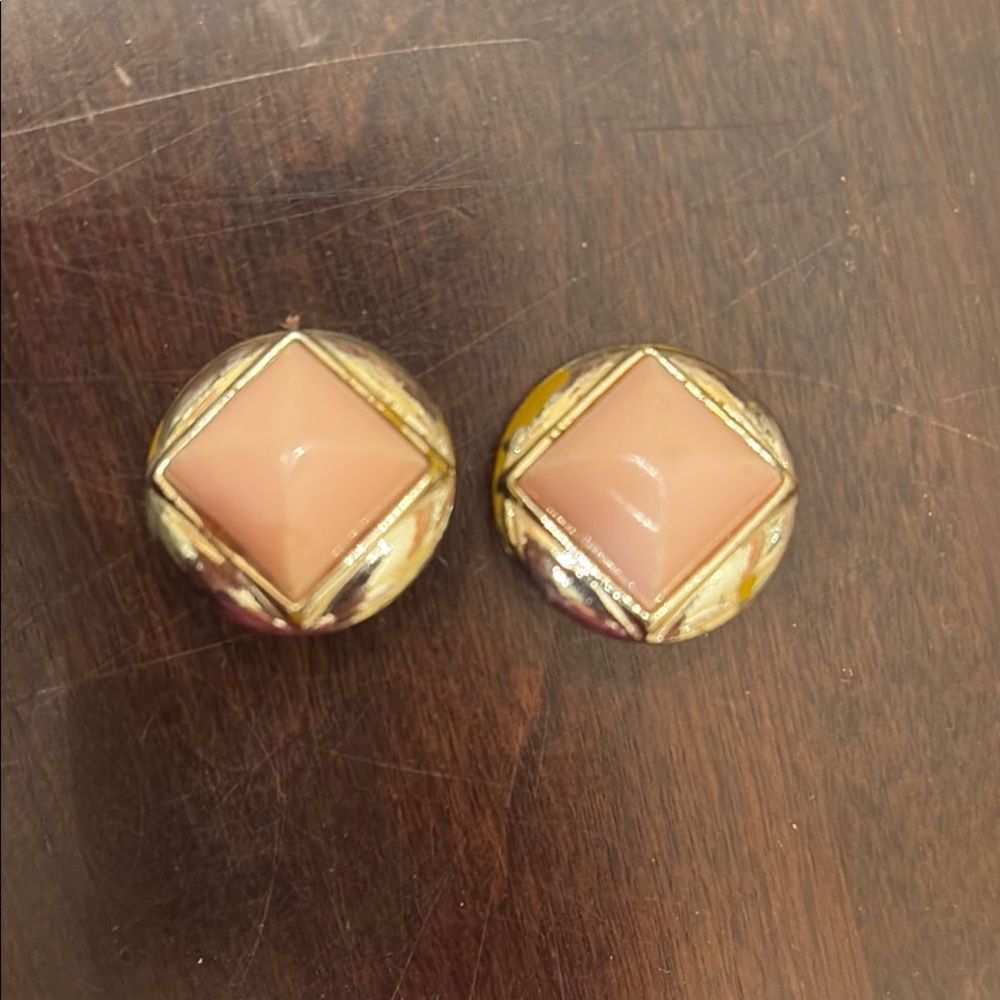 Elegant pale pink Clip-On Earrings